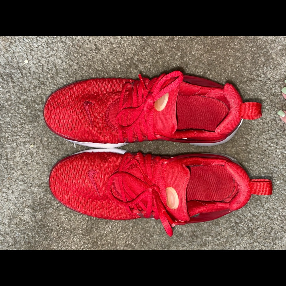 Nike Prestos.